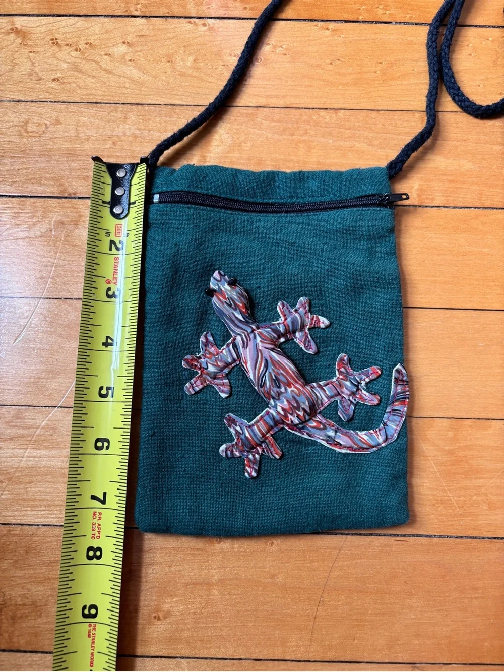 Vintage Crossbody Bag | Green 7.5”x5” Purse w/ Eclectic 3D Gecko Lizard applique